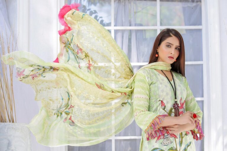 প্রিমিয়াম ডিজিটাল প্রিন্টেড চায়না মাইক্রোস্টিচ থ্রি-পিস